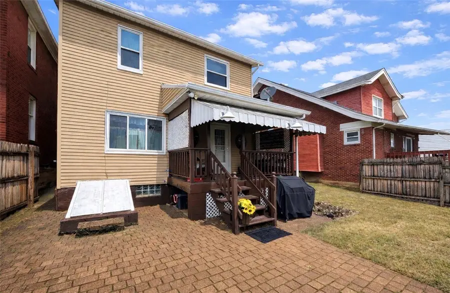 524 Roup Street, Tarentum, PA 15084 - #3