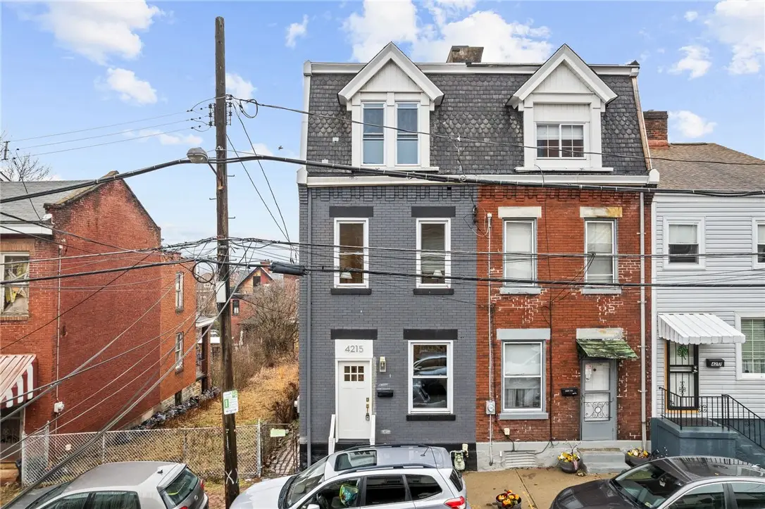 4215 Geneva St, Pittsburgh, PA 15201 - #1