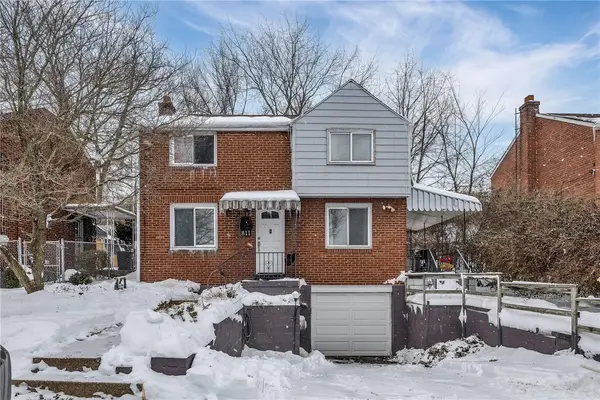 811 Clonmel, Duquesne, PA 15110