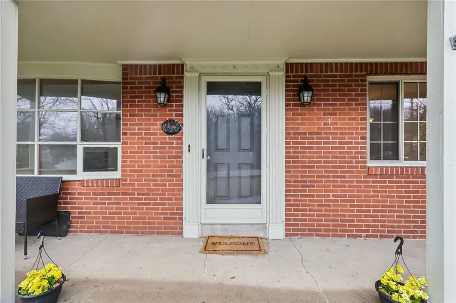 439 Manor Road, Delmont, PA 15626 - #2