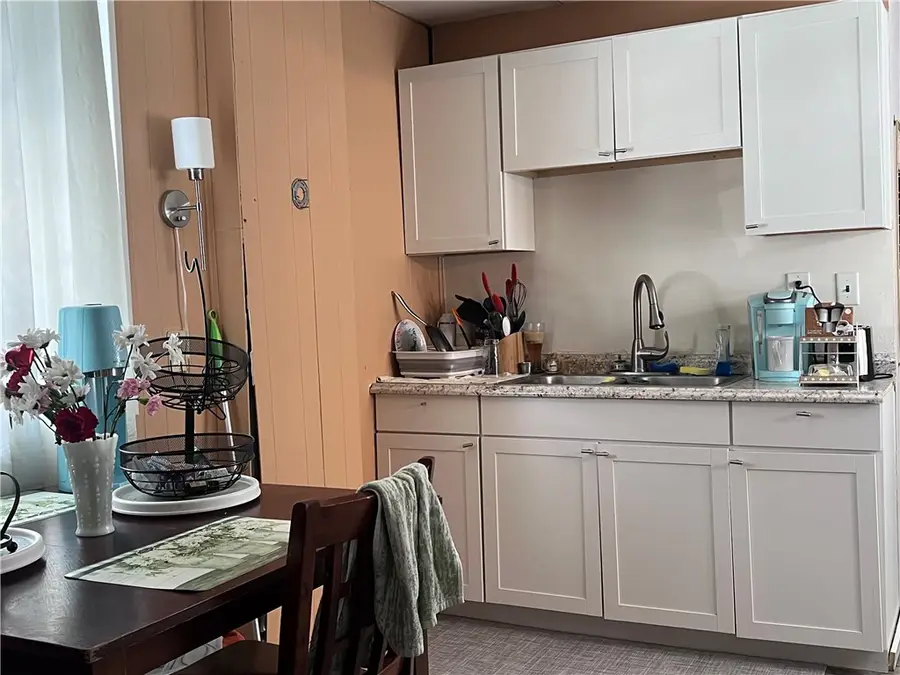 602 E Lutton St, New Castle, PA 16101 - #2