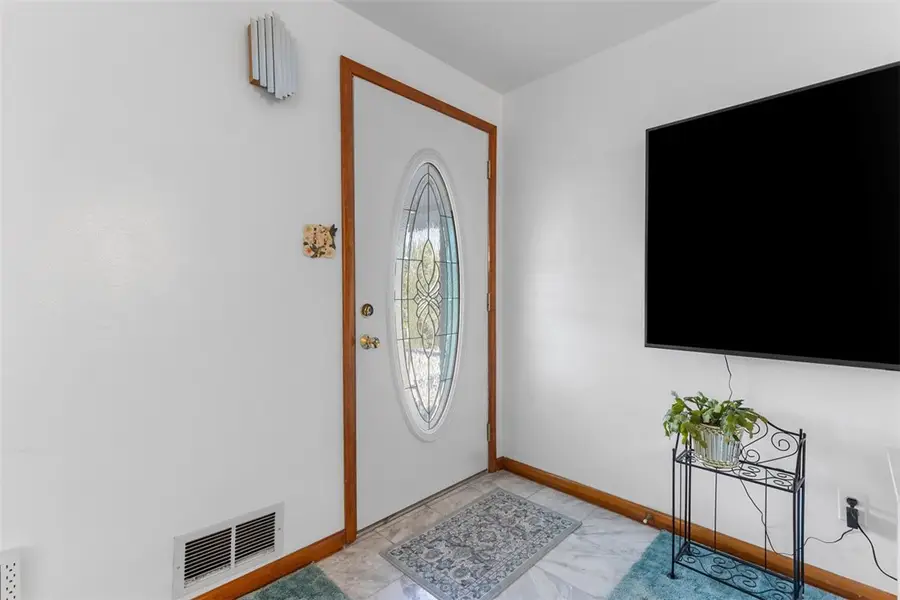 142 Donmor Drive, Pittsburgh, PA 15237 - #3