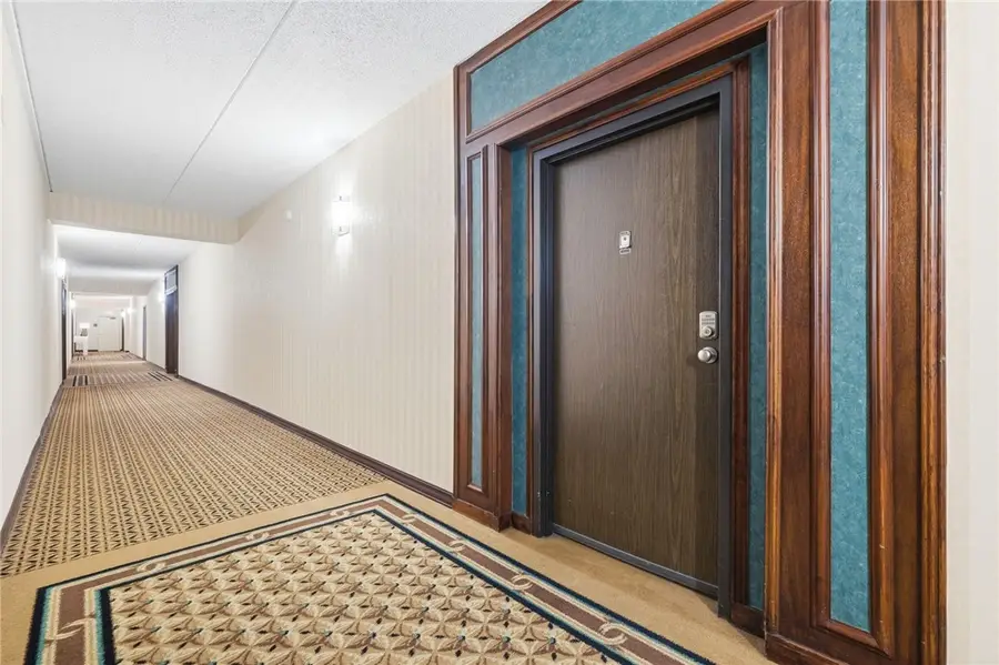 5600 Munhall Road #202, Pittsburgh, PA 15217 - #3