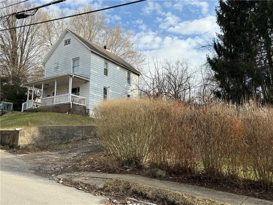 420 E Lutton St, New Castle, PA 16101 - #2