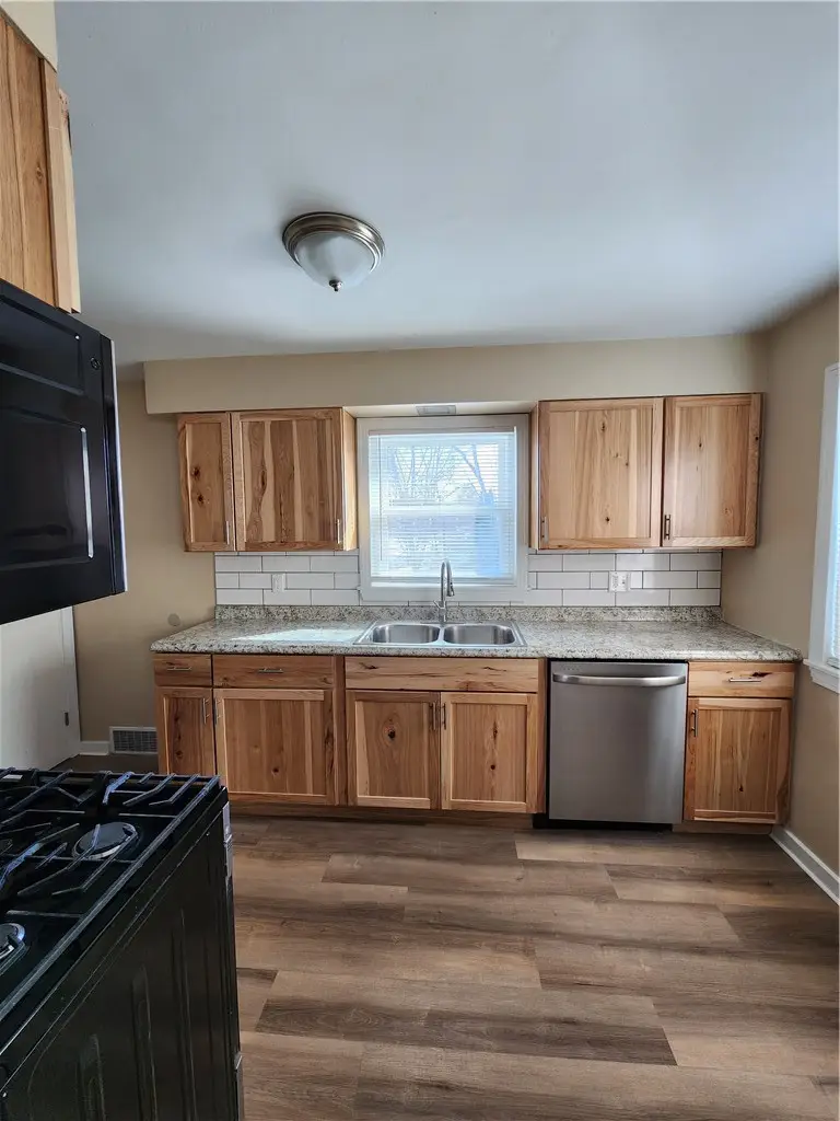 115 Conemaugh St, Blairsville, PA 15717 - #2