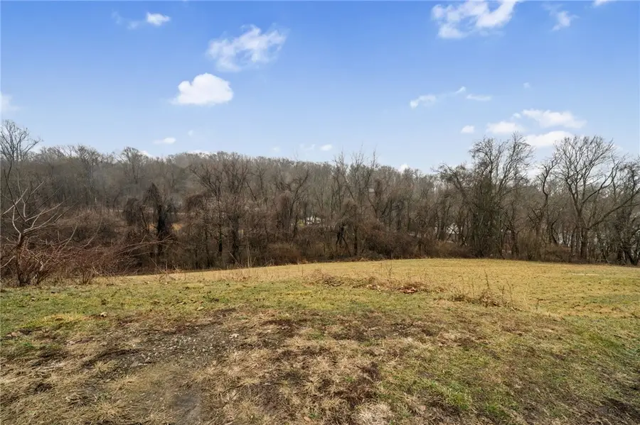 2651 Radebaugh Rd, Jeannette, PA 15644 - #3