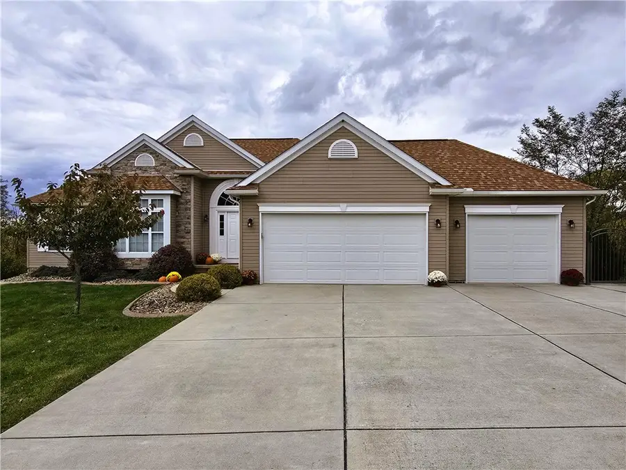 8478 Walthour Dr, Irwin, PA 15642 - #2