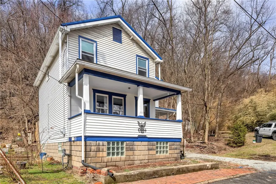 64 Kuntz St, Natrona Heights, PA 15065 - #2