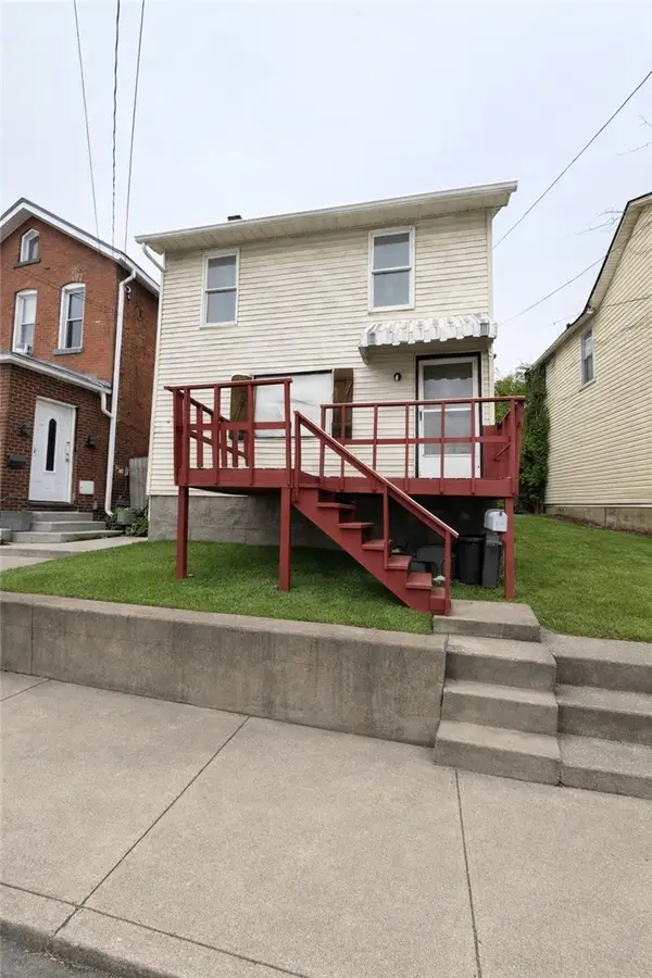 515 E 8th Ave, Tarentum, PA 15084