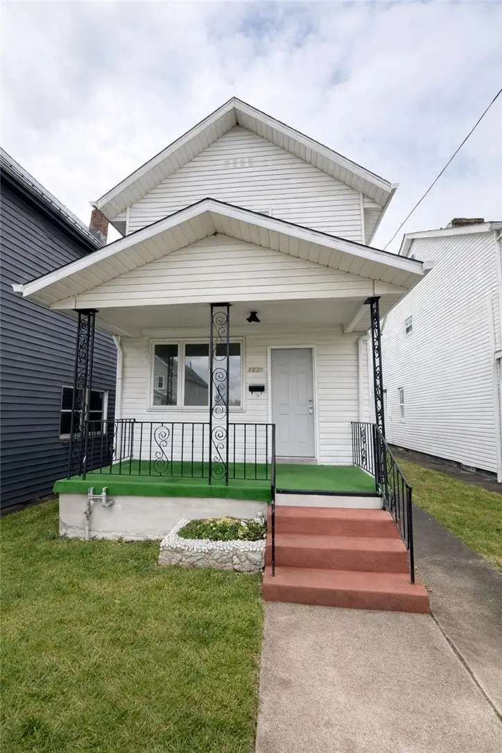 1631 3rd Ave, New Kensington, PA 15068 - #1