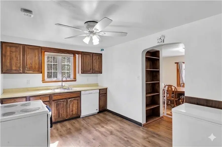 2052 Main St, Claridge, PA 15623 - #3