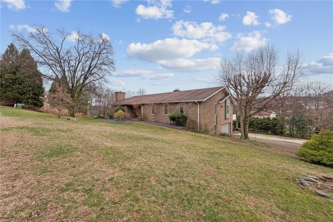 104 Dellview Ct, Greensburg, PA 15601 - #1