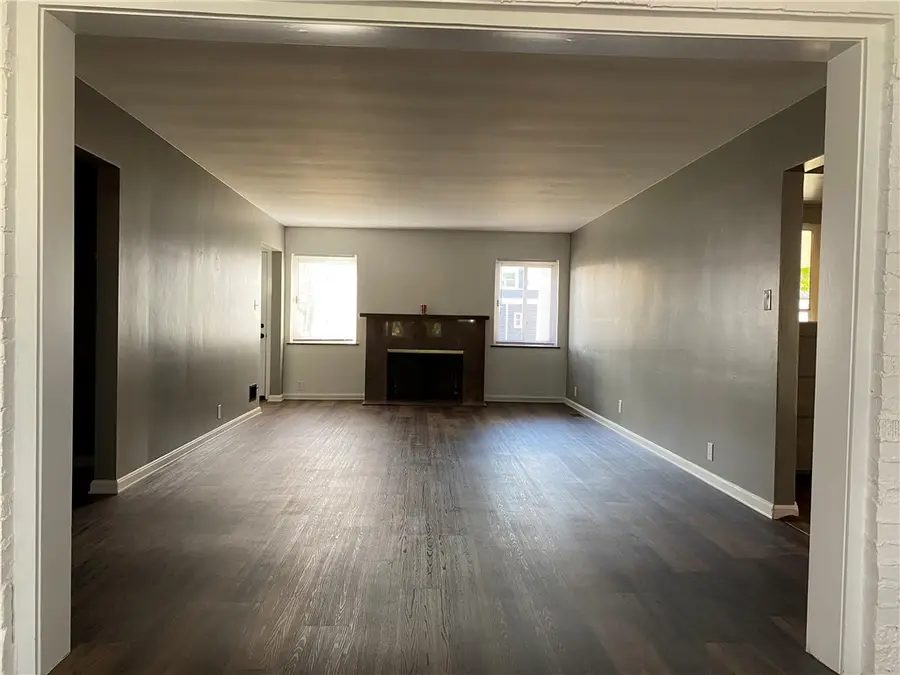 320 Charles Ave., New Kensington, PA 15068 - #3