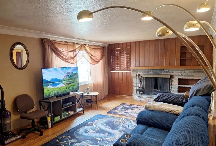 1139 Spruce St, Greensburg, PA 15601 - #3