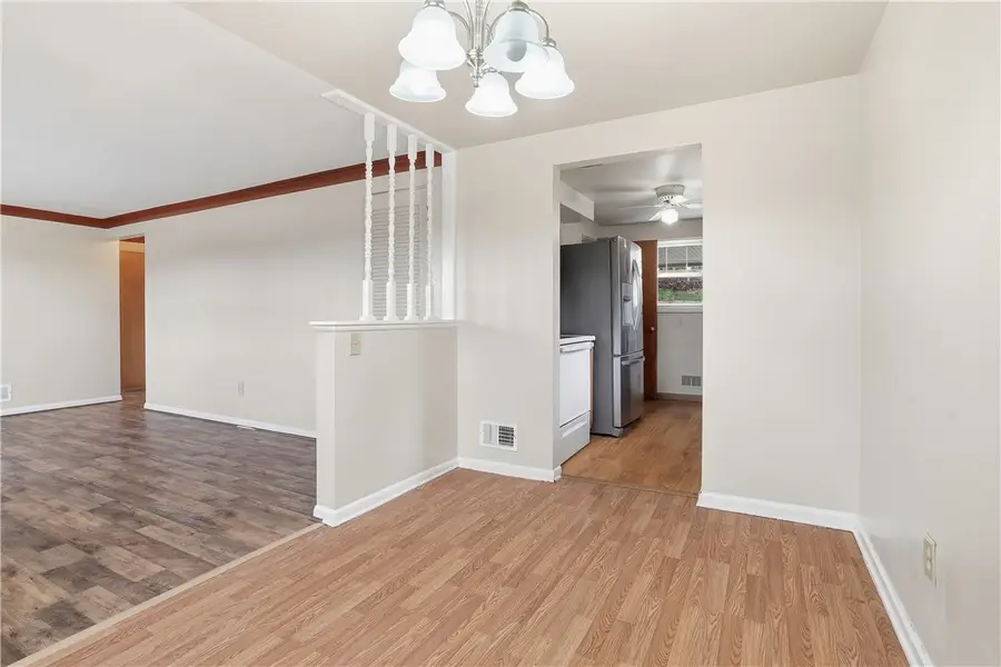 1211 Irene Ln, Pittsburgh, PA 15236 - #2