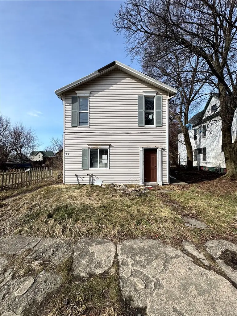 820 E 21st St, Erie, PA 16503 - #1