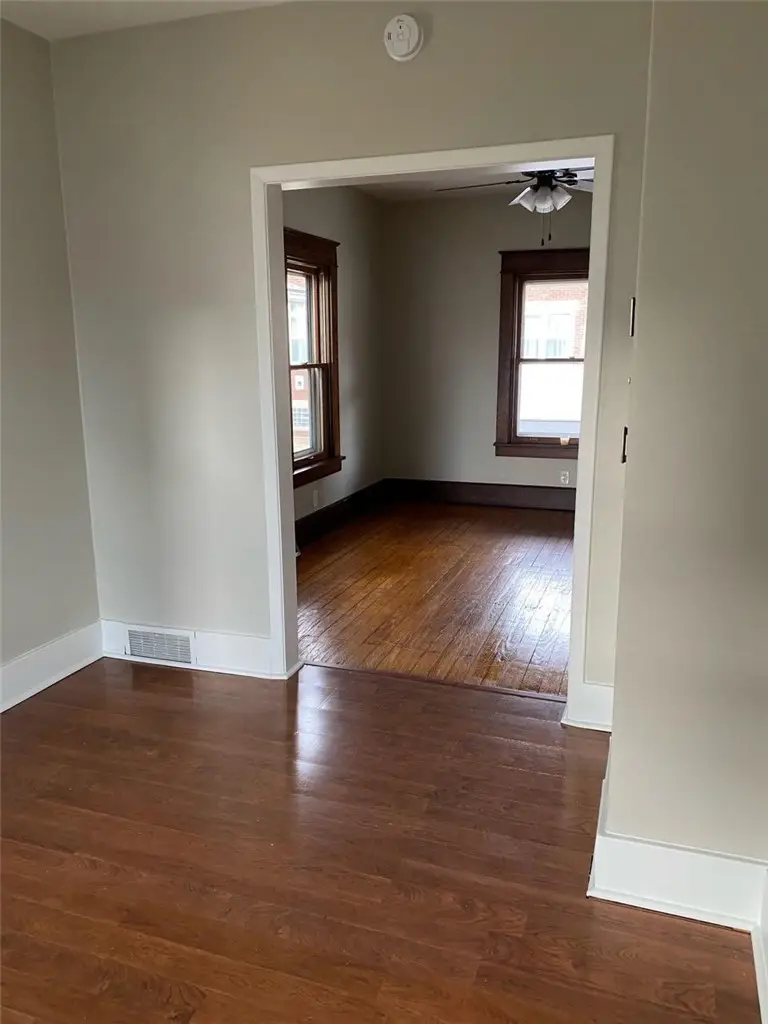 207 Hickory Way, Ellwood City, PA 16117 - #3