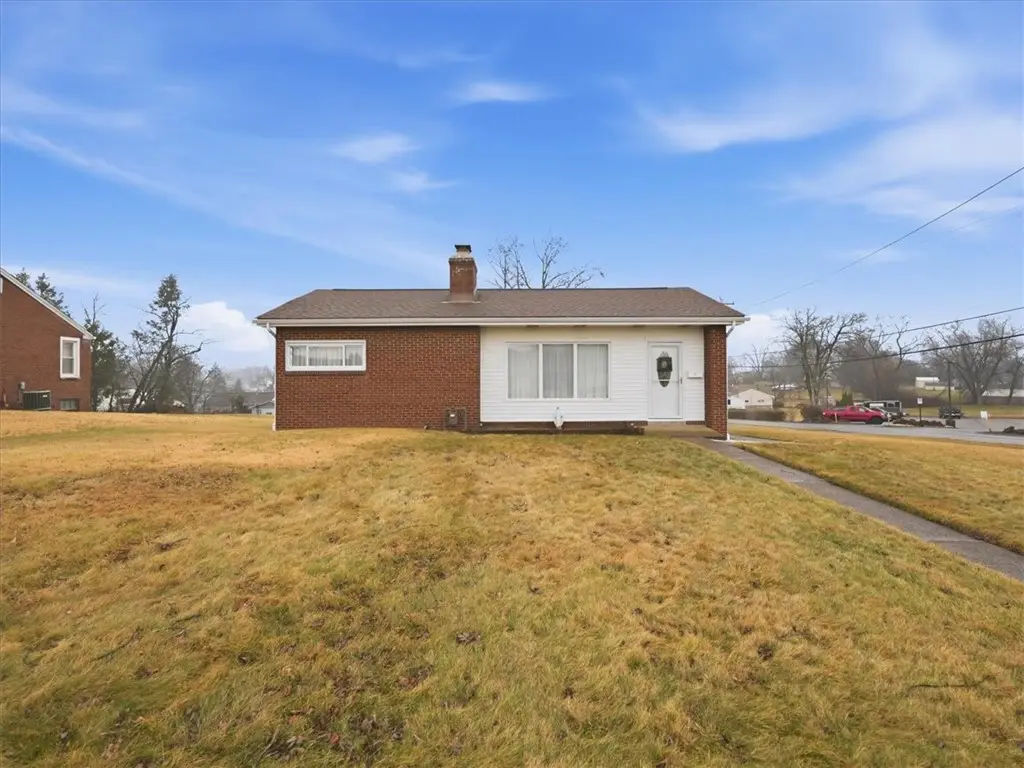 2039 Circle Drive+3 Car Garage, Hopewell, PA 15001 - #1