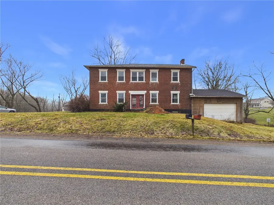 3698 Frew Mill Rd, New Castle, PA 16101 - #3