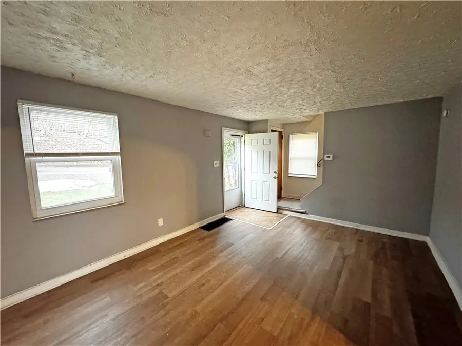 5901 Verona Rd, Verona, PA 15147 - #3