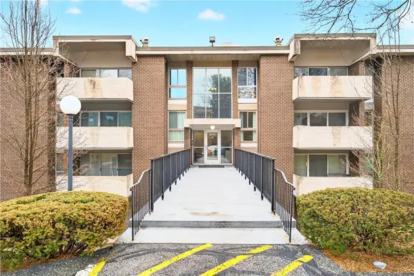 3107 Charlemagne Circle, Pittsburgh, PA 15237