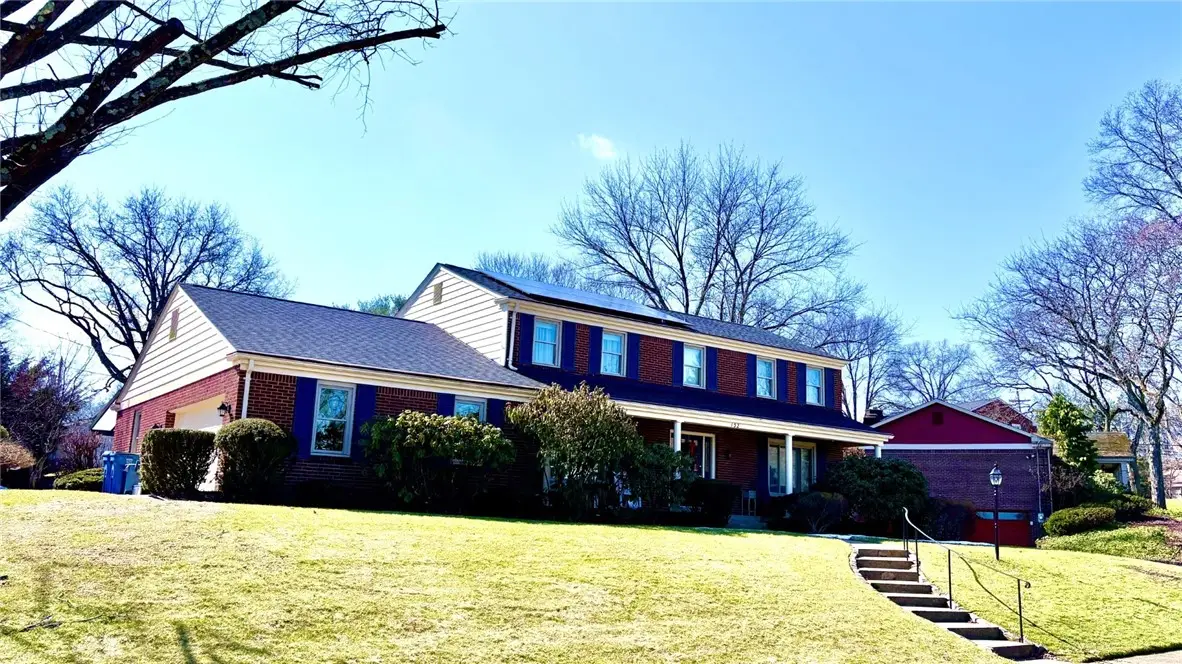 132 Penhurst Drive, Pittsburgh, PA 15235 - #1