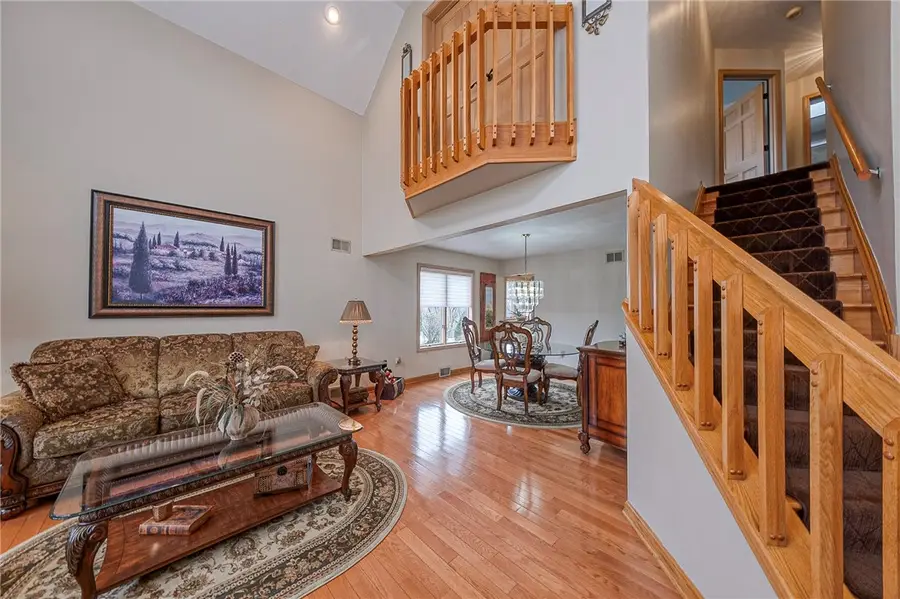 53 Hobbitt Ln, Finleyville, PA 15332 - #3