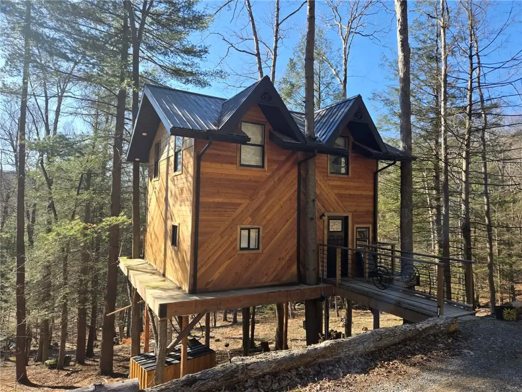 389 Winslow Hill Rd, Benezette, PA 15821 - #1