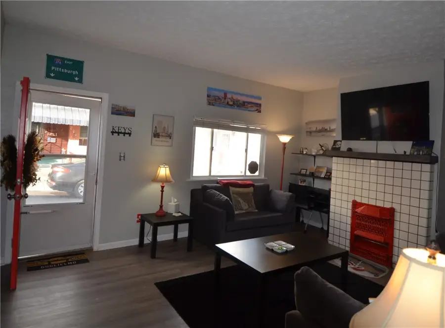 230 Albert St, Pittsburgh, PA 15211 - #3