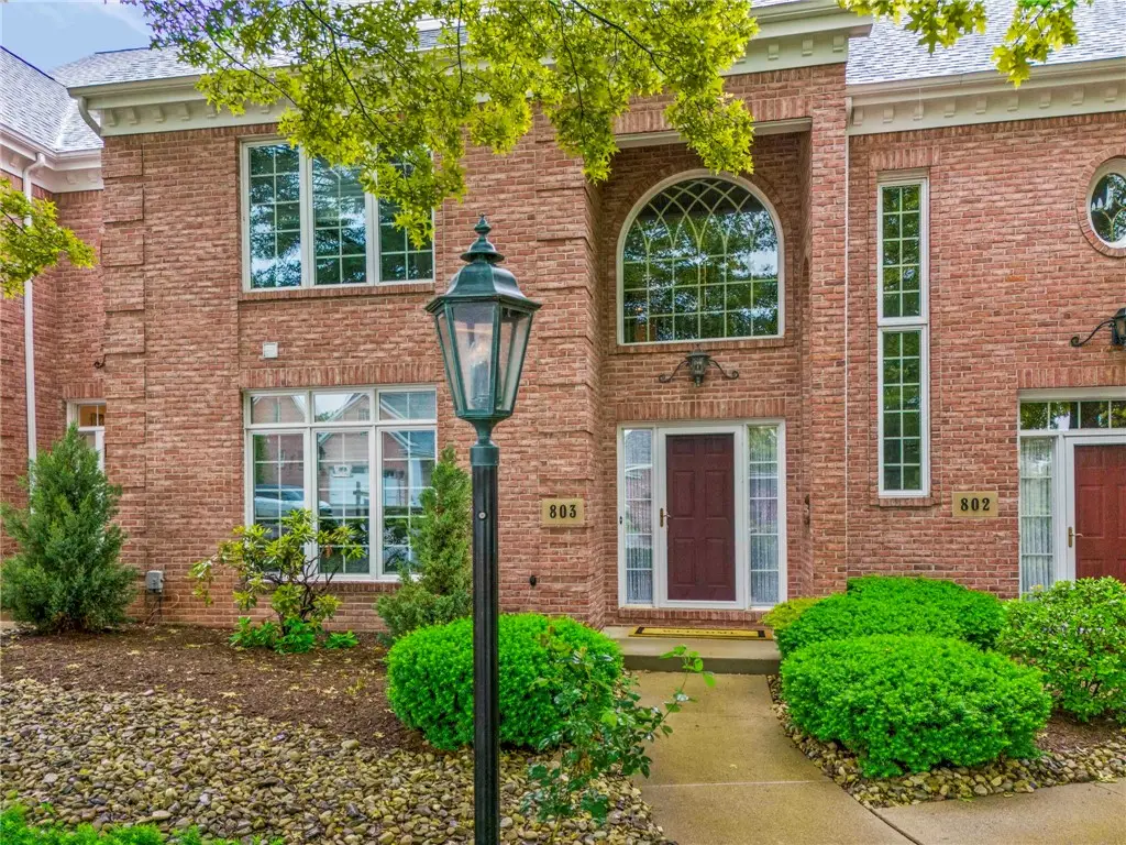 803 Sheriffs Court, McMurray, PA 15317 - #1