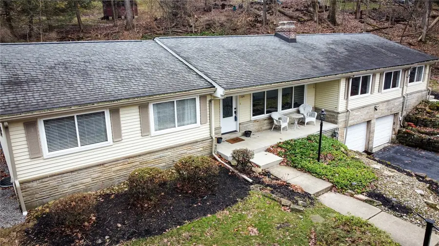 104 Lakewood Dr, Butler, PA 16001 - #3