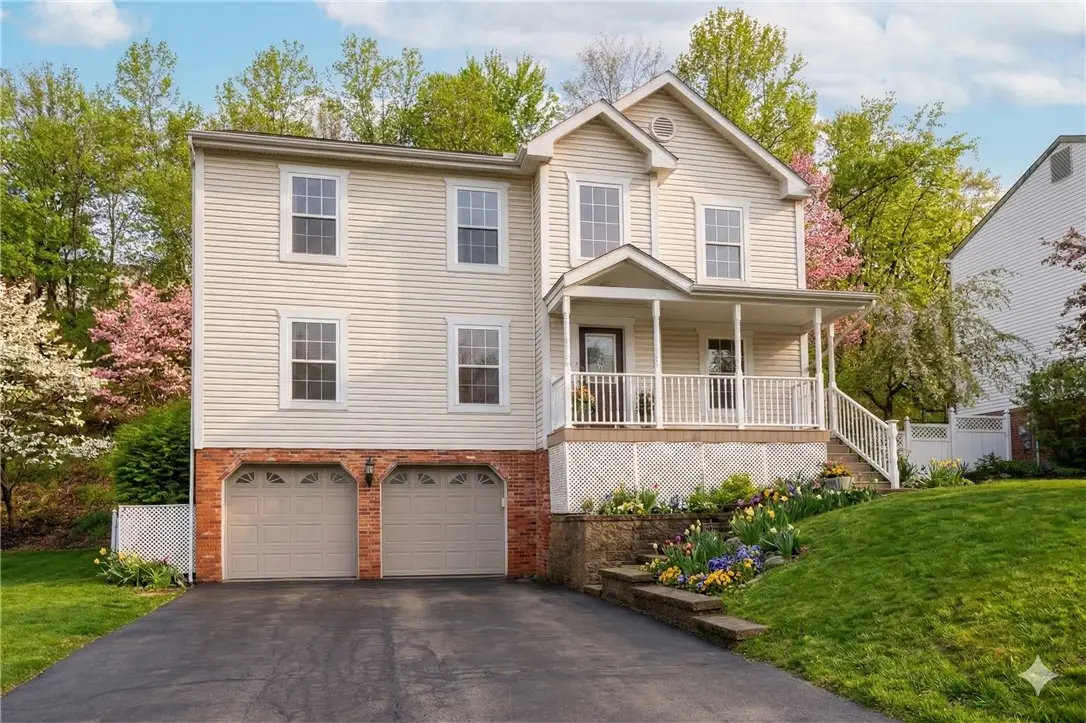 125 Shelbourne Drive, Coraopolis, PA 15108 - #1