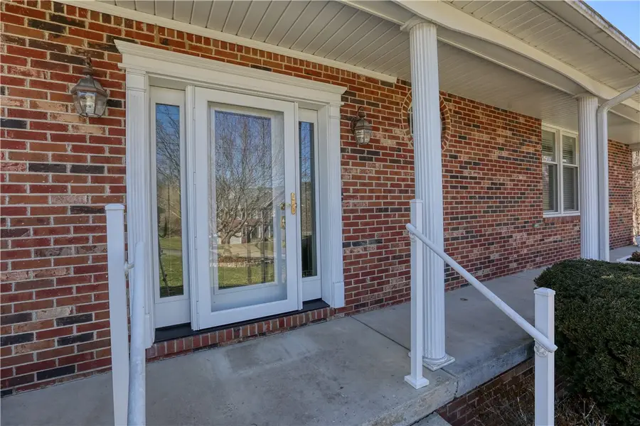 102 Shaker Heights Dr, Aliquippa, PA 15001 - #2