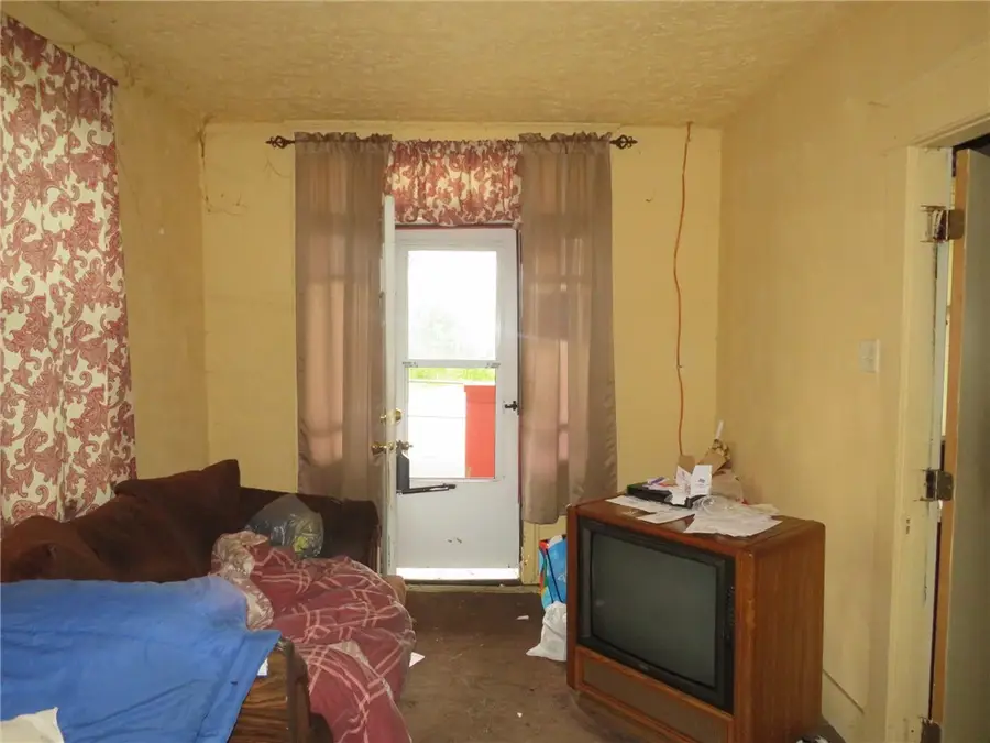 146 Wilker Ave, Aliquippa, PA 15001 - #3
