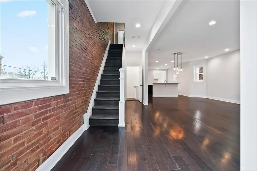 5822 Rippey Street, Pittsburgh, PA 15206 - #3