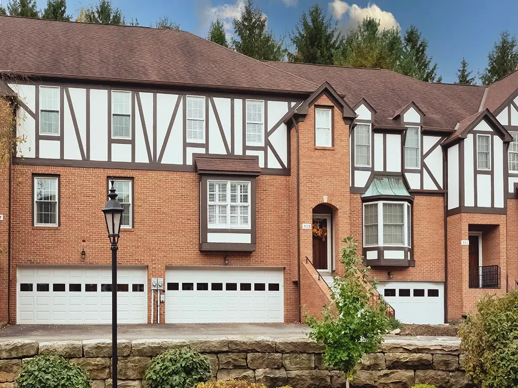 309 Kingsberry Cir, Pittsburgh, PA 15234 - #1