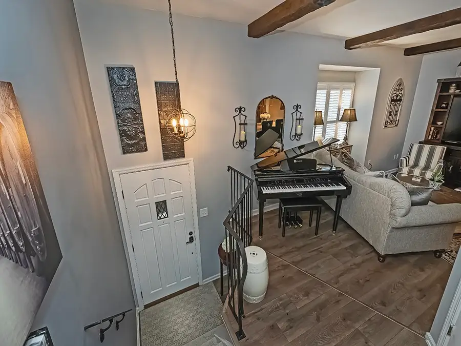 309 Kingsberry Cir, Pittsburgh, PA 15234 - #2