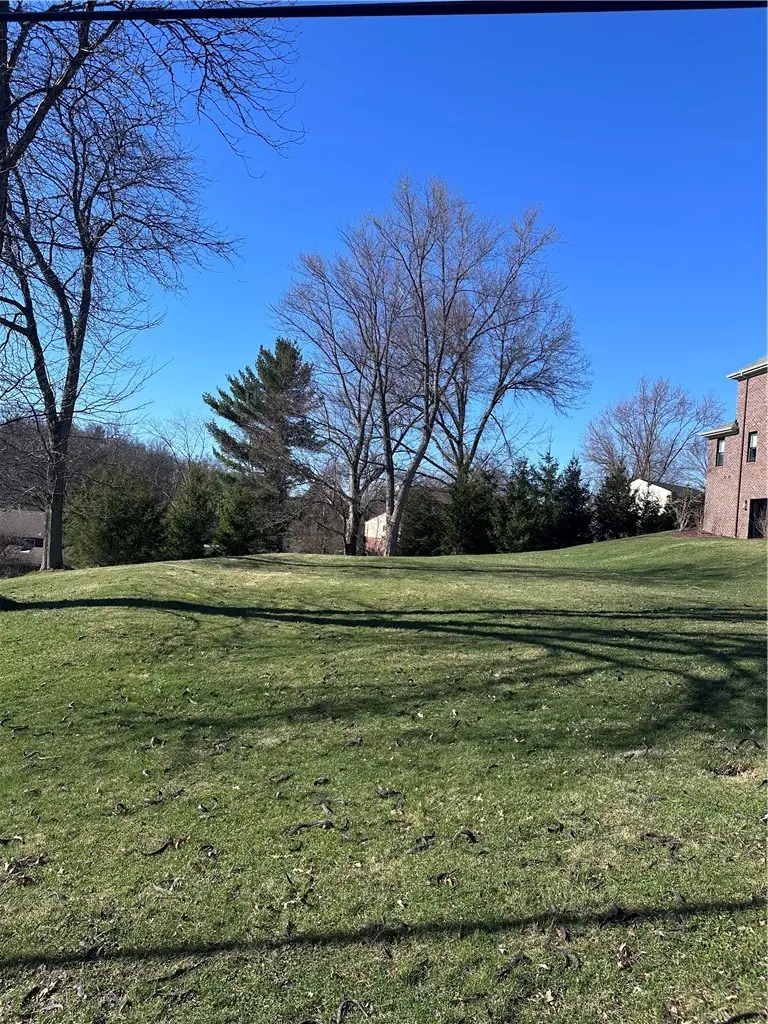 2544 Edgewood Drive, Upper Saint Clair, PA 15241 - #2