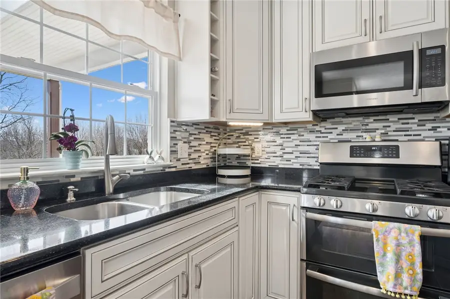 170 Sunrise Drive, Leechburg, PA 15656 - #3