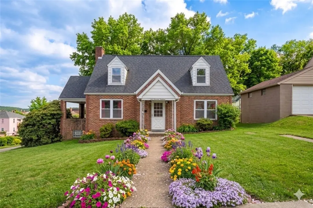 114 S 8th St, Youngwood, PA 15697 - #1