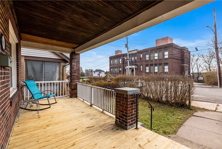 240 Ridgewood Ave, Pittsburgh, PA 15229 - #2