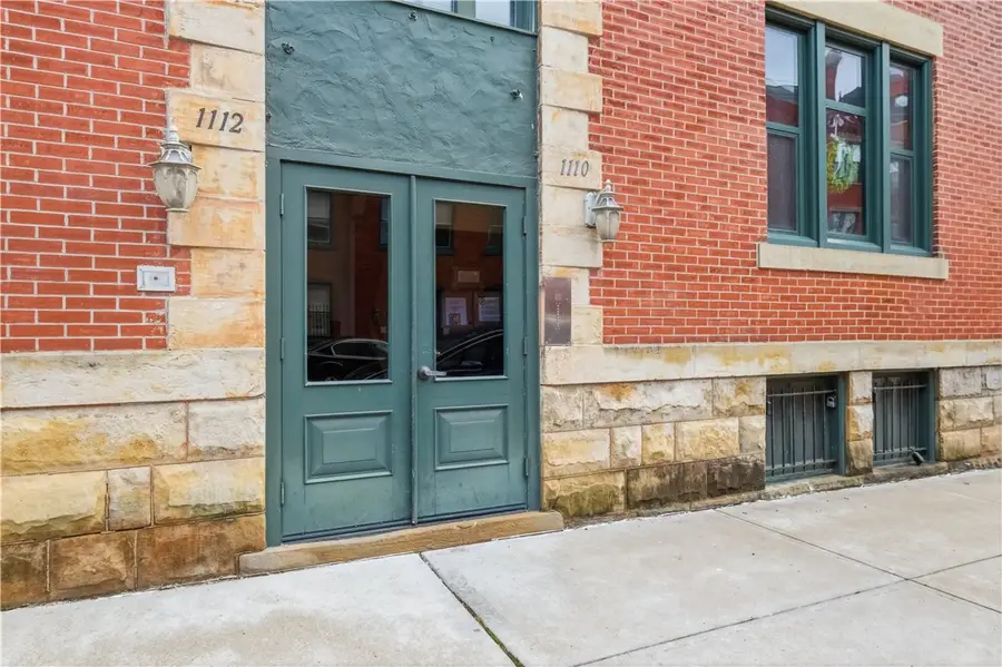 1112 Palo Alto St #A, Pittsburgh, PA 15212 - #2