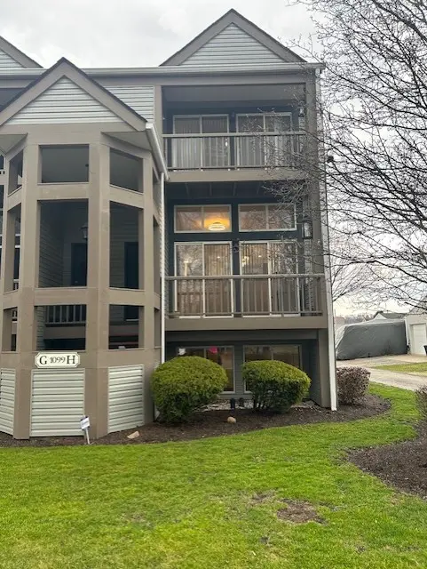 1099 Riverside Dr #H, Beaver, PA 15009 - #1