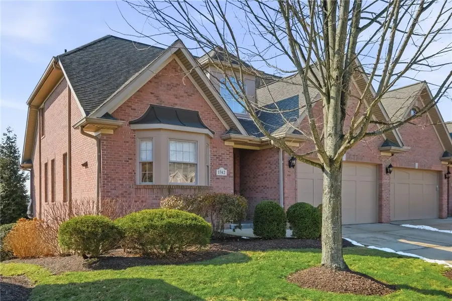 1742 Waterleaf Dr, Sewickley, PA 15143 - #2