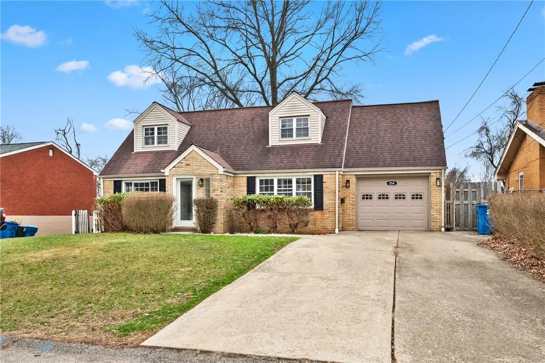 554 Saint Clair Dr, Verona, PA 15147 - #1