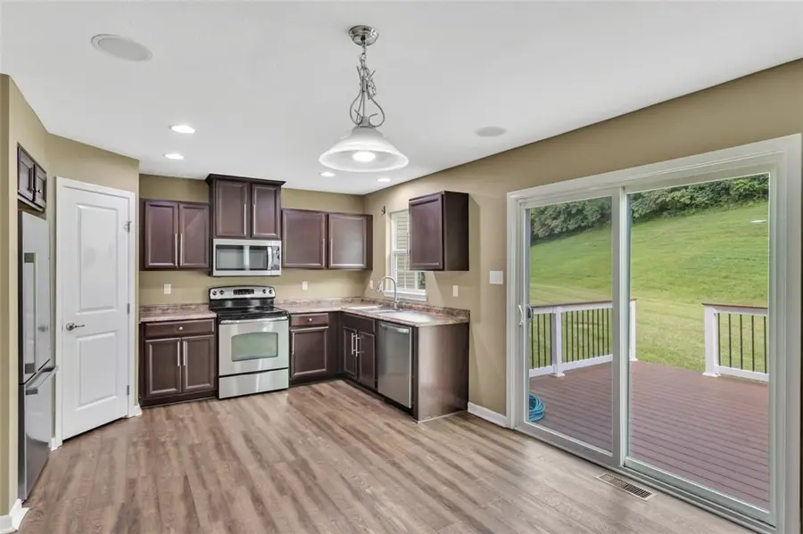 1113 Towervue Dr, Pittsburgh, PA 15227 - #2