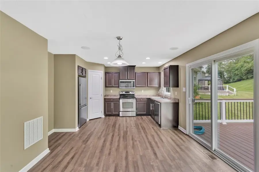 1113 Towervue Dr, Pittsburgh, PA 15227 - #3