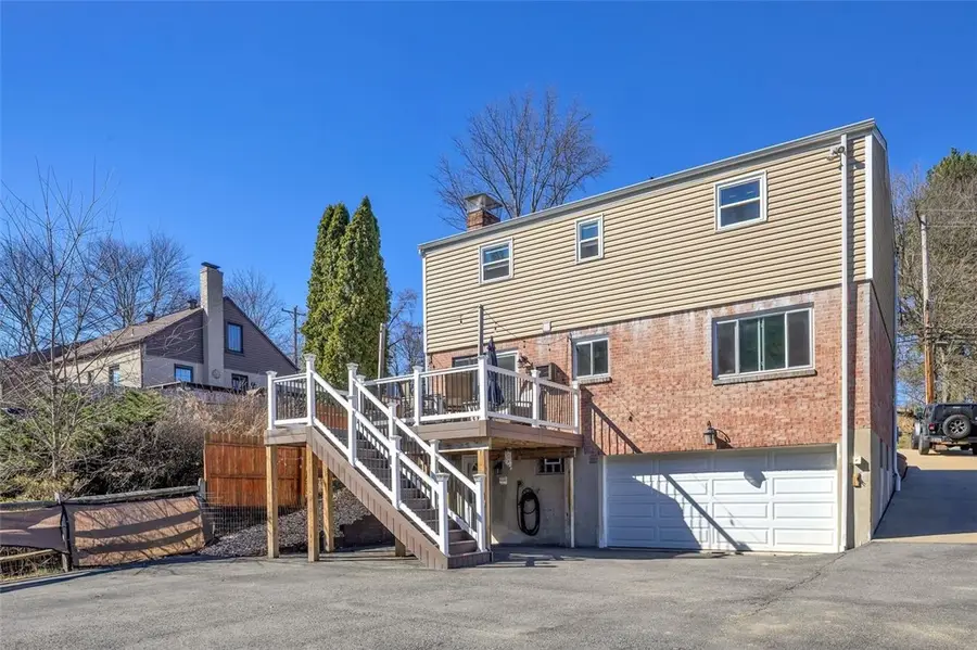 308 Mcintyre Rd, Pittsburgh, PA 15237 - #3