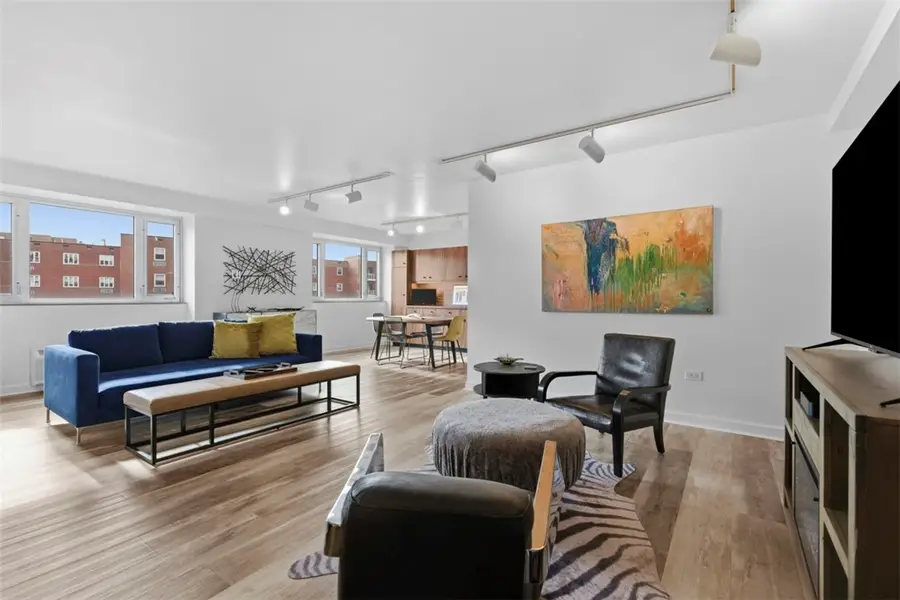 128 N Craig St #712, Pittsburgh, PA 15213 - #2