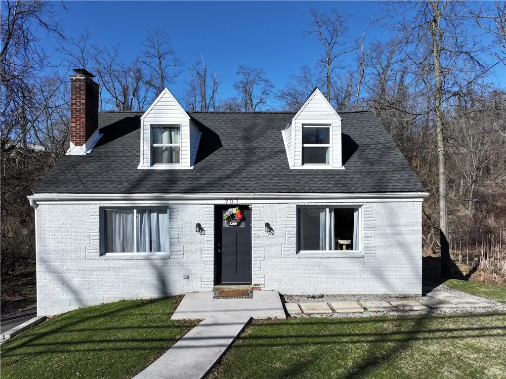 915 Stotler Road, Pittsburgh, PA 15235 - #1